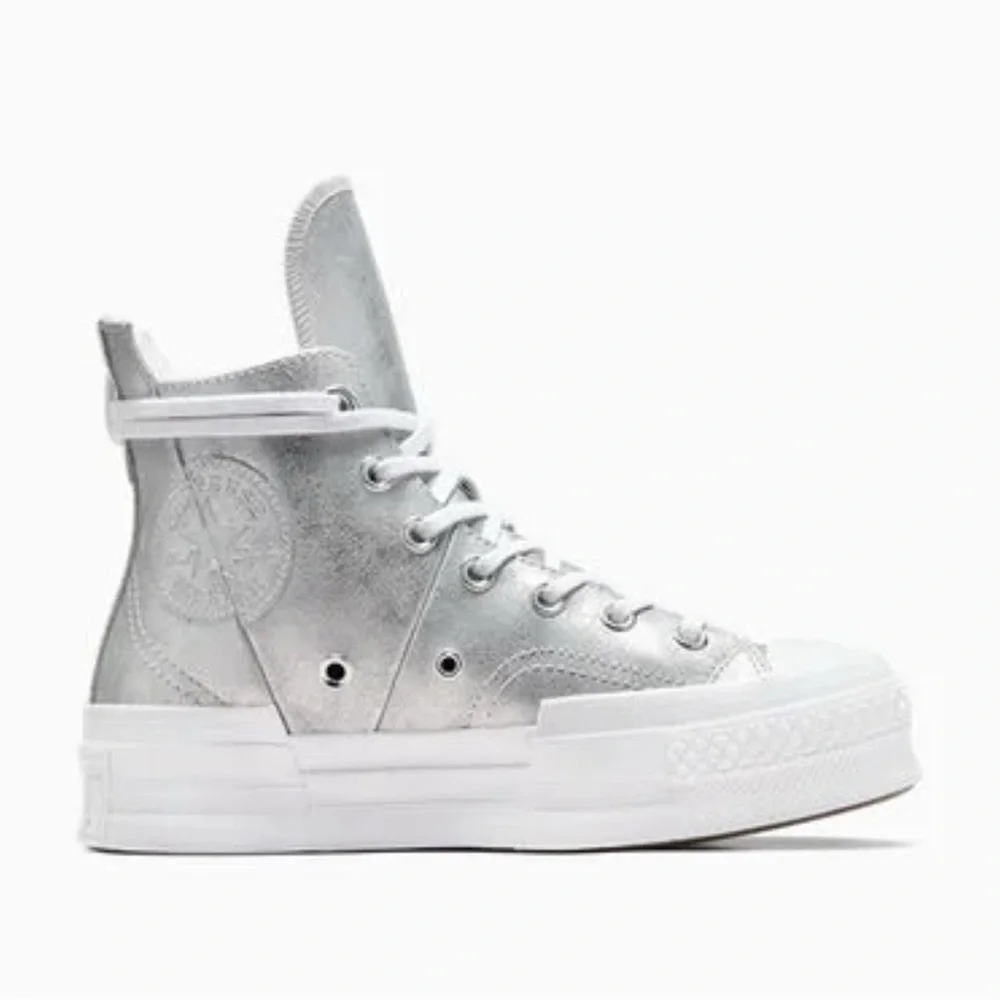 NWB! Converse Chuck 70 Plus “Silver Showstopper” High Tops - Size: 7